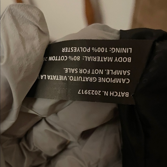 Versace Black and Silver tote, complimentary - Picture 10 of 17